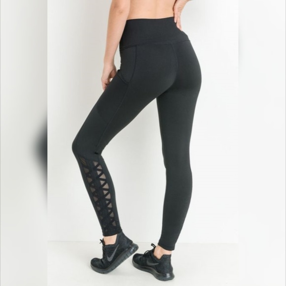 Mono B / Leggings Hut Pants - Hybrid Mesh & Lattice Straps Full Pocket Leggings